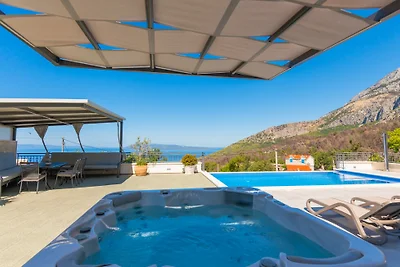 Villa Šestic-Makarska by Villas Guide