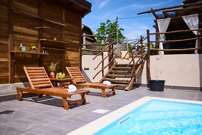 Holiday Home Blackrock Siscia by Villas Guide
