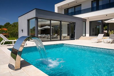 Modern villa Blanka with pool and grill in...