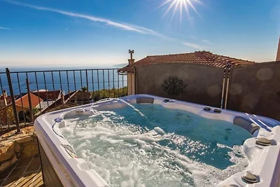 Holiday home Zora with whirpool by Villas...