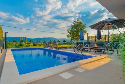 Villa Neda Imotski-Makarska by Villas Guide