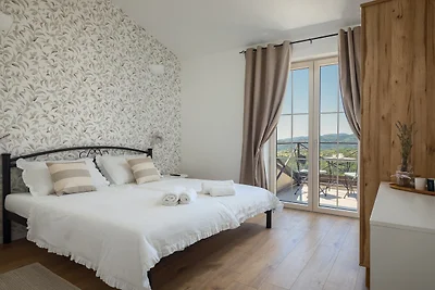 Casa Nona Anica by Villas Guide