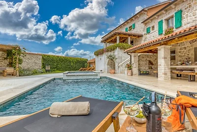 Villa Kata by Villas Guide