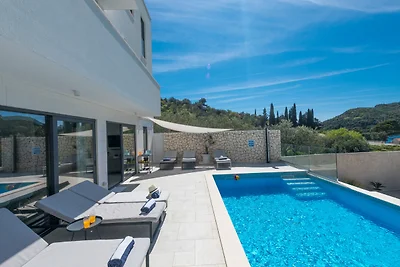 Villa White Lady by Villas Guide