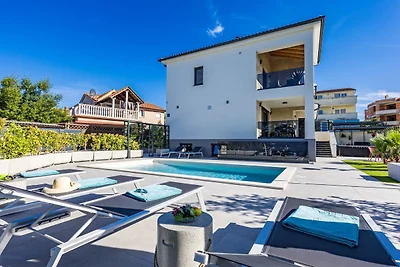 Villa Antares by Villas Guide