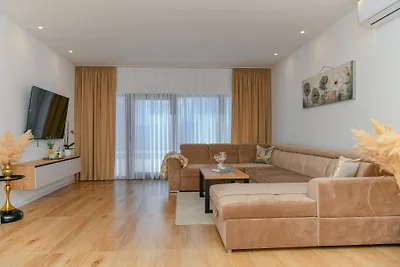 Villa Vignani - Makarska by Villas Guide