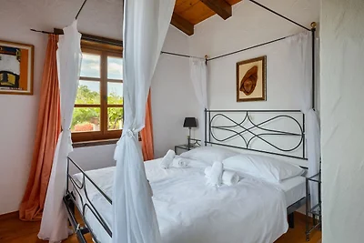 Villa Nonna Lucia by Villas Guide