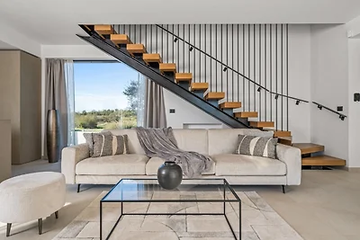 Villa Asmoa by Villas Guide