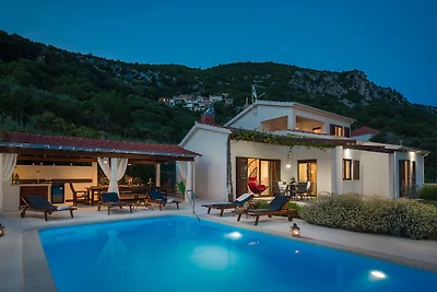 Villa Filomena - Omiš by Villas Guide