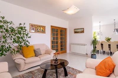 Villa None Kate by Villas Guide