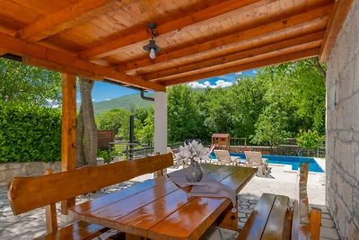 Villa Veronika - Makarska by Villas Guide