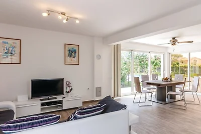 Villa Augustina by Villas Guide