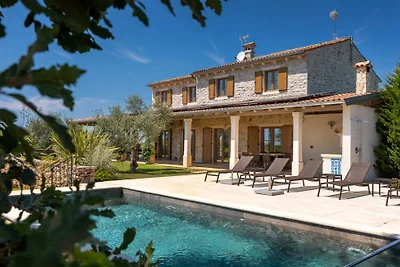 Villa Stancija Cabrunici by Villas Guide