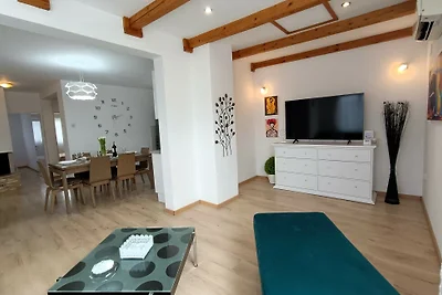 Villa Bradat by Villas Guide