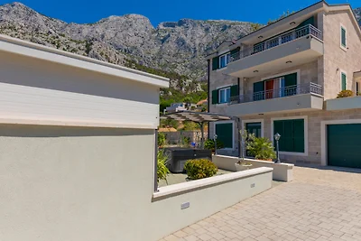 Villa Šestic-Makarska by Villas Guide