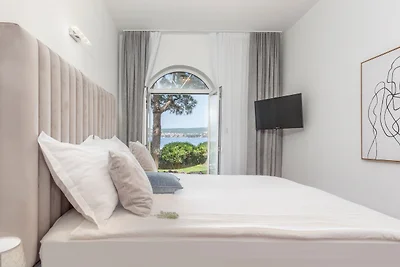 Villa Palace Clara Apartment 6 island Krk by...