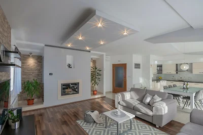 Villa Prunus Laurus-Makarska by Villas Guide