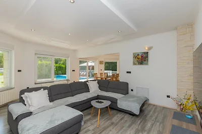 Villa FourM - Makarska by Villas Guide