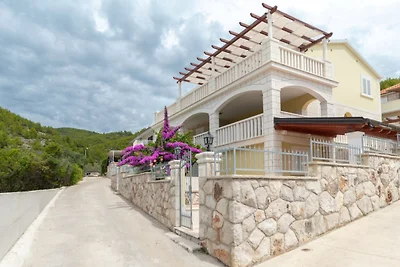 Villa Mediterana by Villas Guide