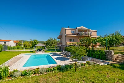 Villa Prunus Laurus-Makarska by Villas Guide