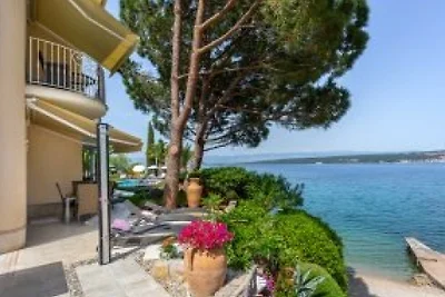 Villa Palace Clara Apartment 6 island Krk by...