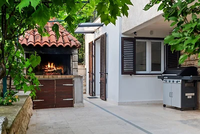 Apartment Petrinic - Studio M by Villas Guide