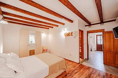 House Ana Grgurici by Villas Guide