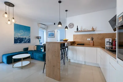 Apartment Megi by Villas Guide