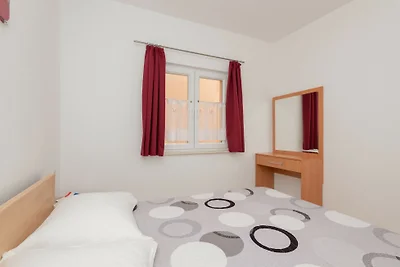 Apartman Erstic 1 - Baška Voda by Villas...
