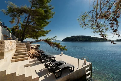 Villa Lipovac by Villas Guide