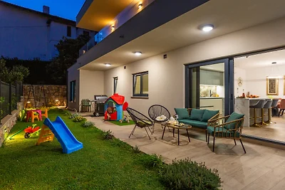 Vila SUNLIFE with pool&sauna by Villas Guide