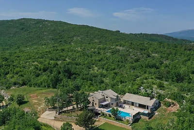 Villa Mir - Makarska by Villas Guide