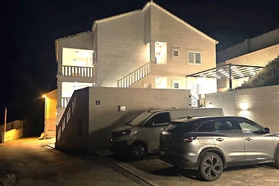 Apartman Lucija-Brac by Villas Guide