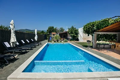 Villa Marijana-Makarska by Villas Guide