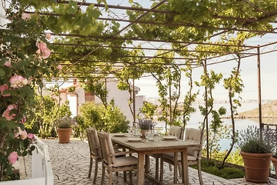 Apartment Mediera sea view 3 by Villas Guide