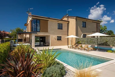 Villa San Vincenti by Villas Guide