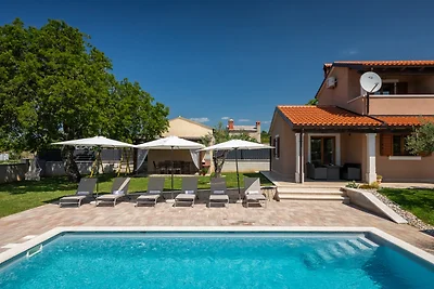 Villa Gita by Villas Guide