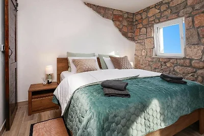 Villa Majnaric Senj Prizna by Villas Guide