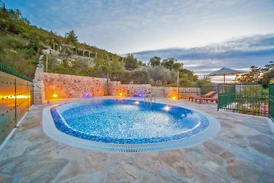 Country house Ošlje by Villas Guide