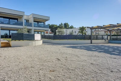 Apartment Adria 3 by Villas Guide