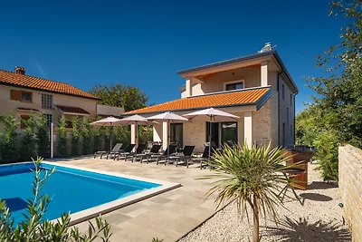 Villa Alves by Villas Guide