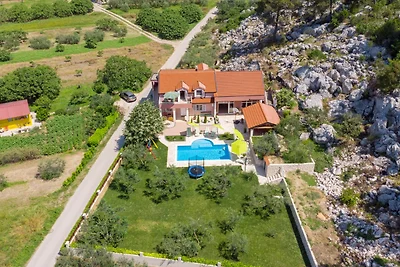 Holiday home Ostojic by Villas Guide