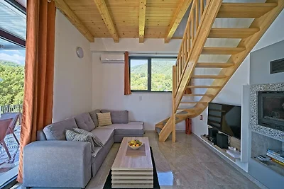Holiday Home Lipa by Villas Guide