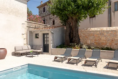 Villa Dvori by Villas Guide