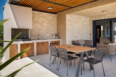 Villa Vallis by Villas Guide