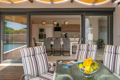 Villa Leana by Villas Guide