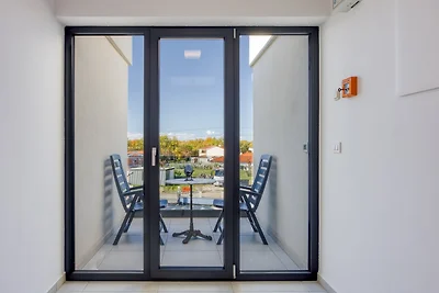 Apartment Adria 4 by Villas Guide