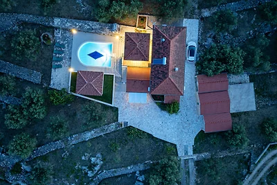 Villa Bradat by Villas Guide