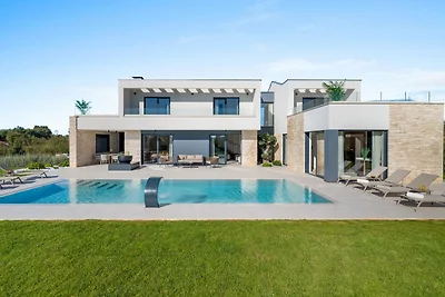 Villa Asmoa by Villas Guide