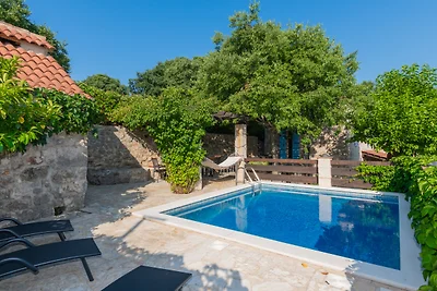 Villa Toni - Makarska by Villas Guide